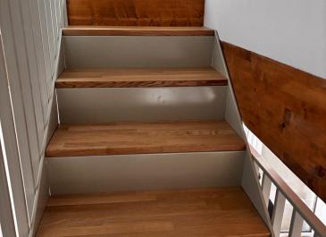 composer require 'drupal/ept_image_gallery:^1.4'